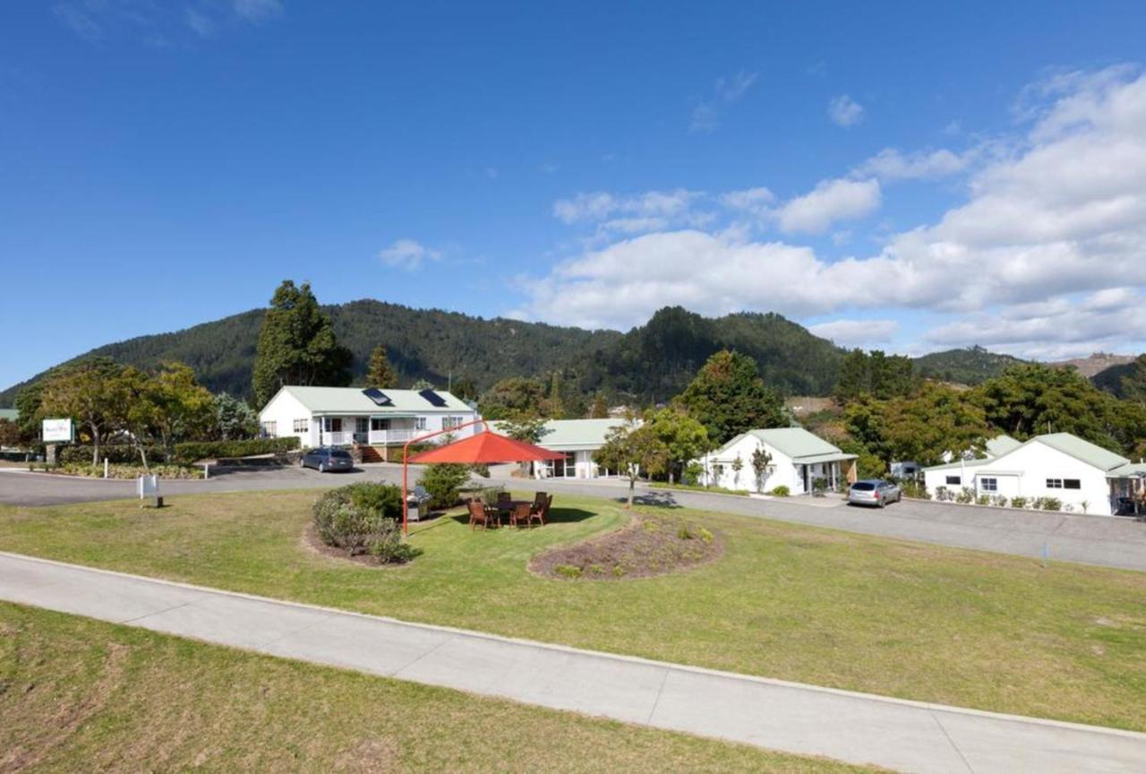 Pauanui Pines Motor Lodge Kültér fotó
